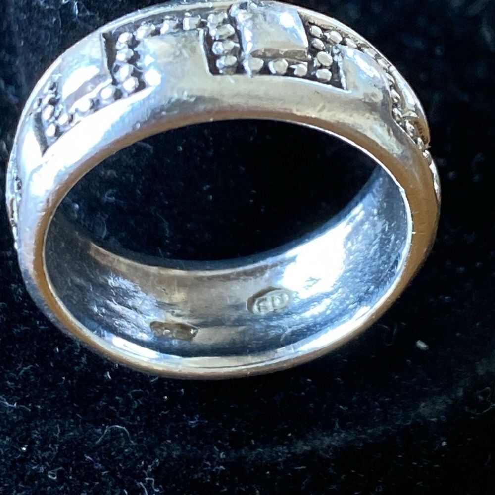Sterling silver  ring - Picture 3 of 4